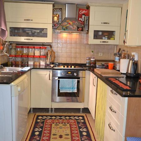My Happy Home Hostel İzmir Eksteriør bilde