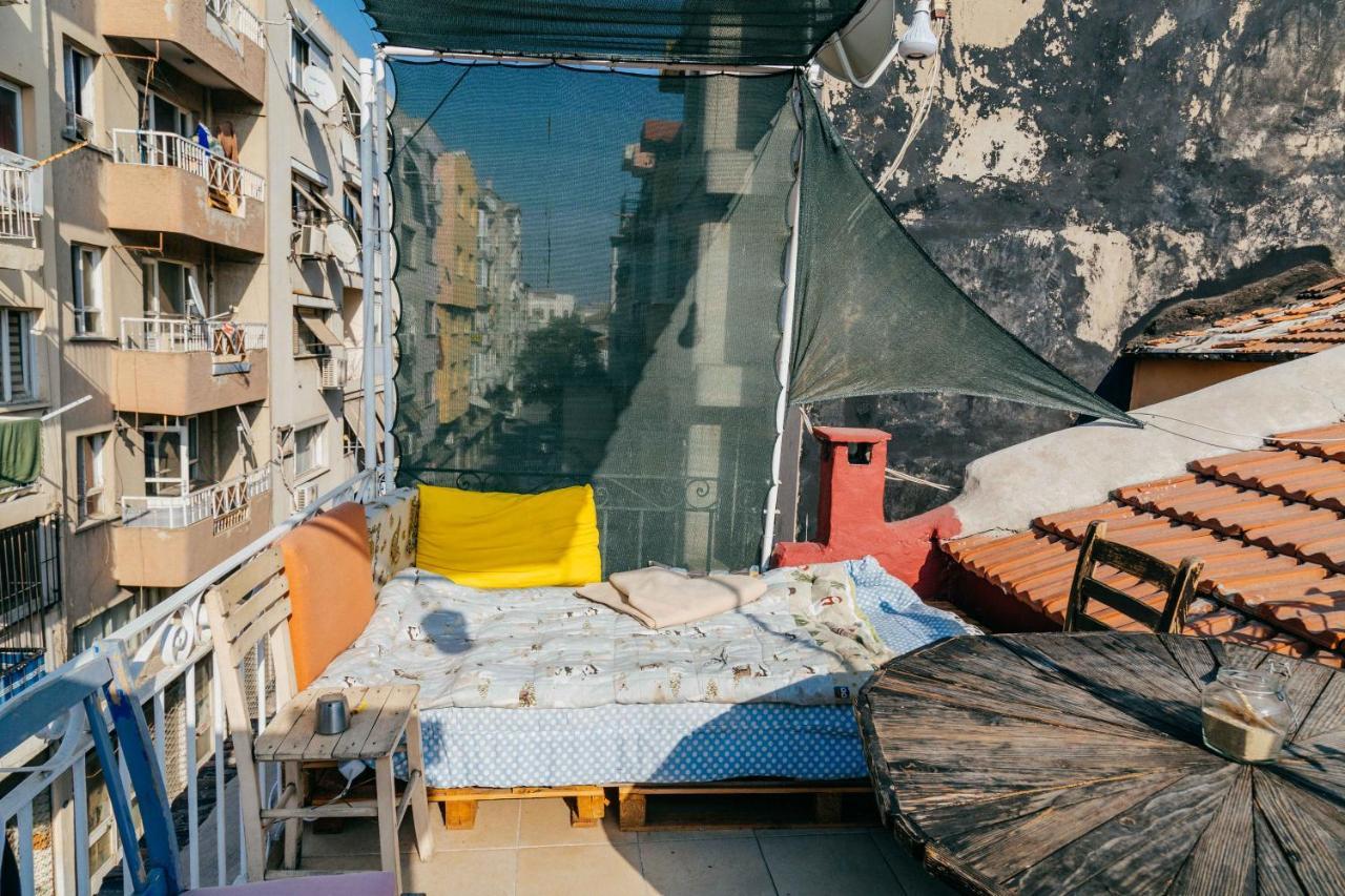 My Happy Home Hostel İzmir Eksteriør bilde